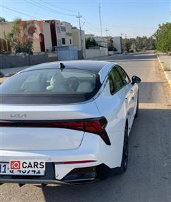 كيا K5